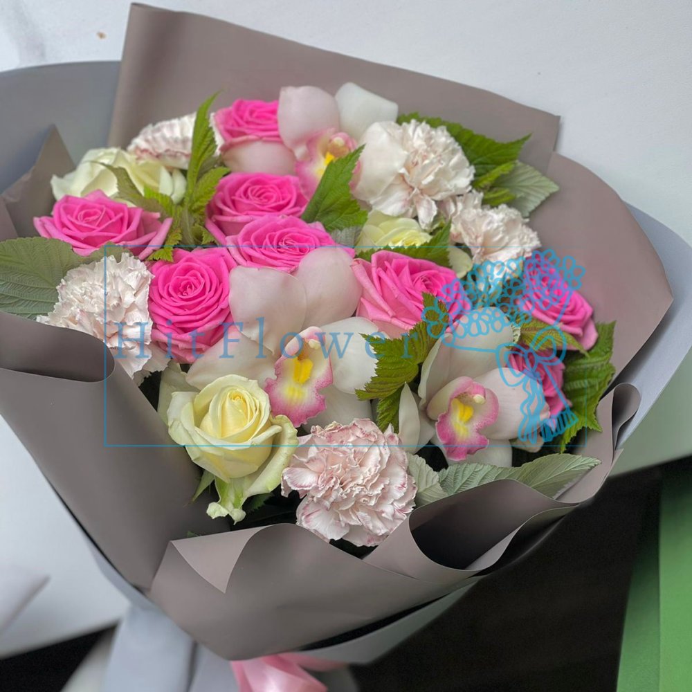 Букет цветов Небесная лазурь Букет цветов из: Розы, Орхидеи и Гвоздики